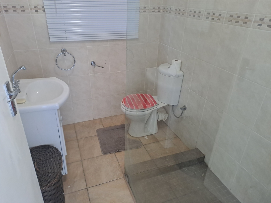 2 Bedroom Property for Sale in Gordons Bay Village Western Cape